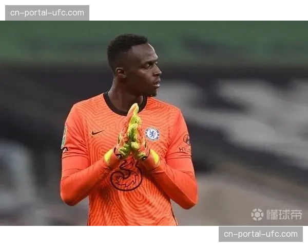 “钢铁防线”的铸造者——通讯记述雷恩门将曼丹达的二十年顶级生涯 “钢铁防线”的铸造者——通讯记述雷恩门将曼丹达的二十年顶级生涯