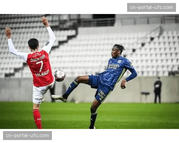 实时战报：兰斯客场2-1领先特鲁瓦，日本中场中村敬斗助攻